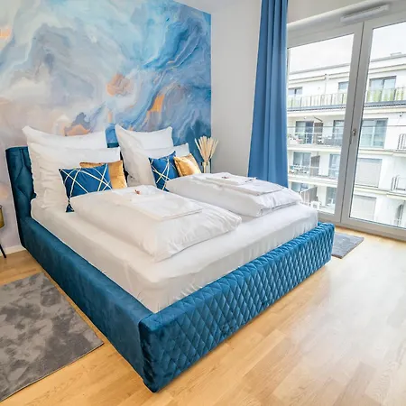 River Lux Loft - 5min To Hbf Apartment