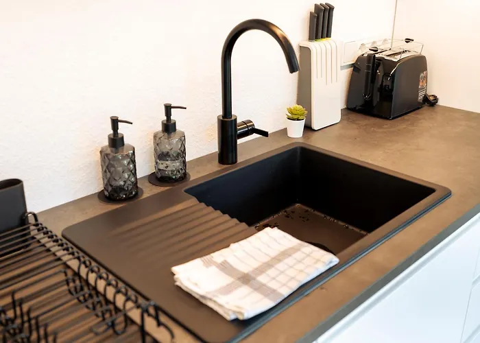 River Lux Loft - 5min To Hbf Apartman